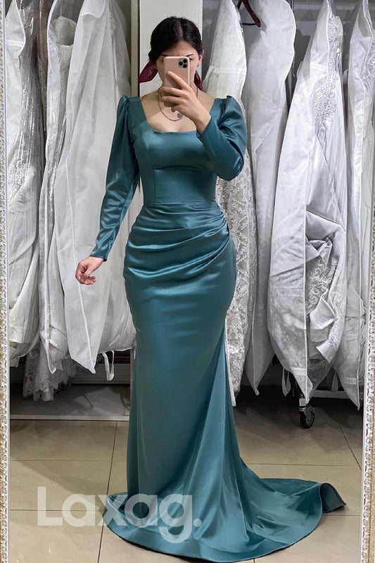 14746 - Scoop Neck Long Sleeves Pleated Prom Gown